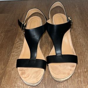 REACTION Kenneth Cole wedges - size 7.5